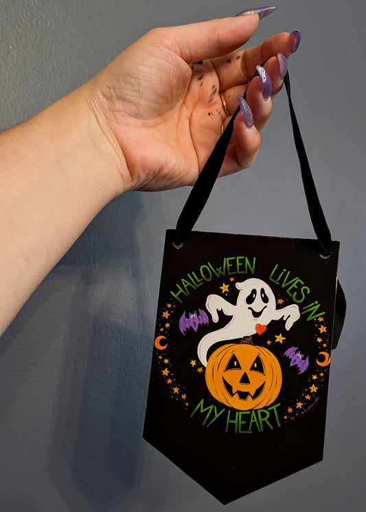 Halloween Lives in My Heart Halloween Pennant